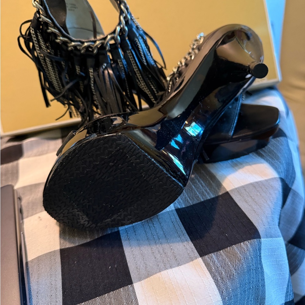 MICHAEL Michael Kors Black Glossy Heels with Chain Accent